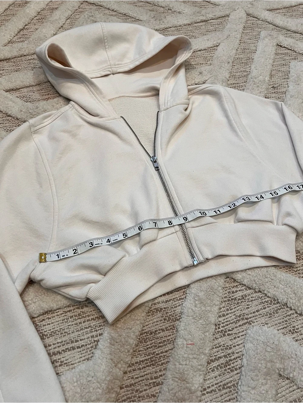 ALO Hoodie Sweet Escape Ivory Cream Size Small Hooded Excellent Condition - Picture 3 of 9